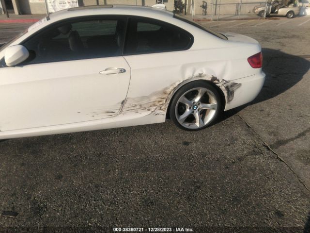 Photo 5 VIN: WBAKG7C55DE803655 - BMW 335I 