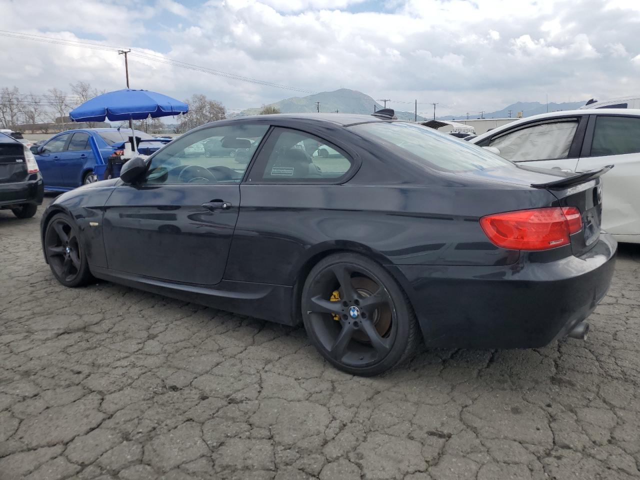 Photo 1 VIN: WBAKG7C55DJ437929 - BMW 3ER 