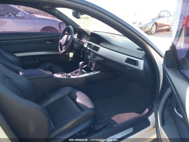 Photo 4 VIN: WBAKG7C57BE598708 - BMW 335I 