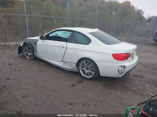 Photo 2 VIN: WBAKG7C57DJ438158 - BMW 335I 