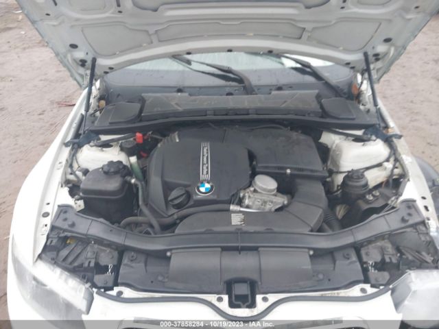 Photo 9 VIN: WBAKG7C57DJ438158 - BMW 335I 