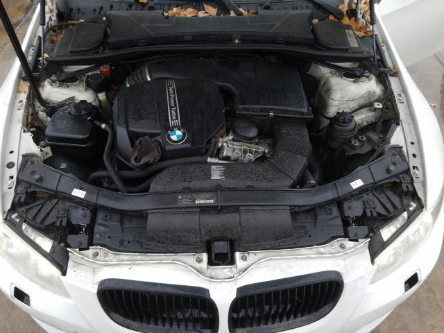 Photo 6 VIN: WBAKG7C58BE801864 - BMW 3 SERIES 