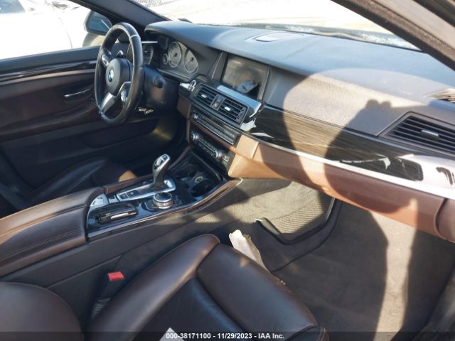 Photo 4 VIN: WBAKN9C51ED681045 - BMW 550I 