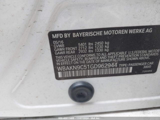 Photo 8 VIN: WBAKN9C51GD962944 - BMW 550I 