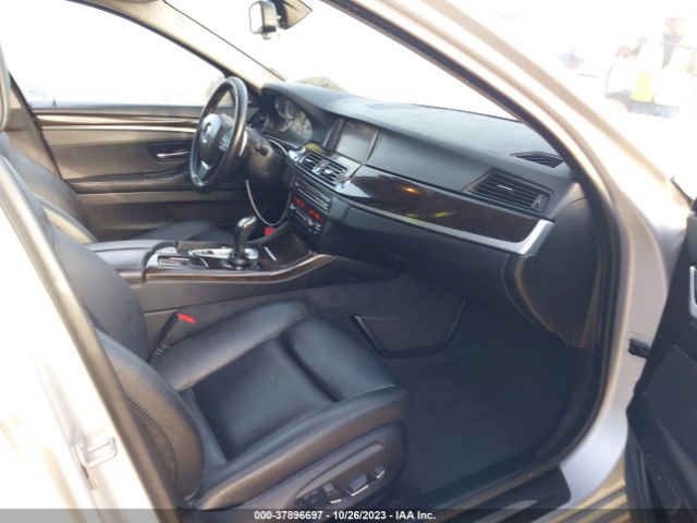 Photo 4 VIN: WBAKN9C53ED681869 - BMW 550I 