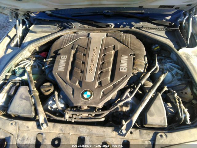 Photo 9 VIN: WBAKN9C53FD960997 - BMW 550I 