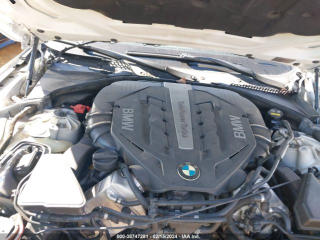 Photo 9 VIN: WBAKN9C55FD961293 - BMW 550I 