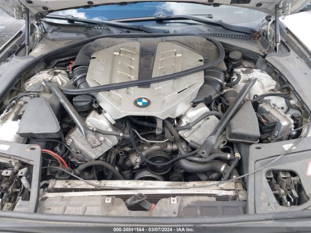 Photo 9 VIN: WBAKN9C56ED681445 - BMW 550I 