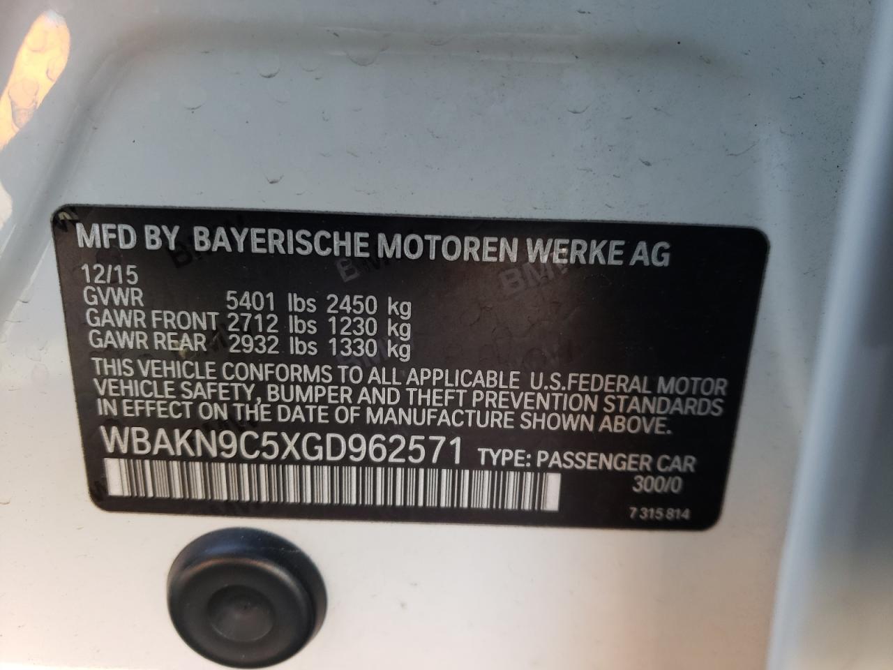 Photo 12 VIN: WBAKN9C5XGD962571 - BMW 5ER 