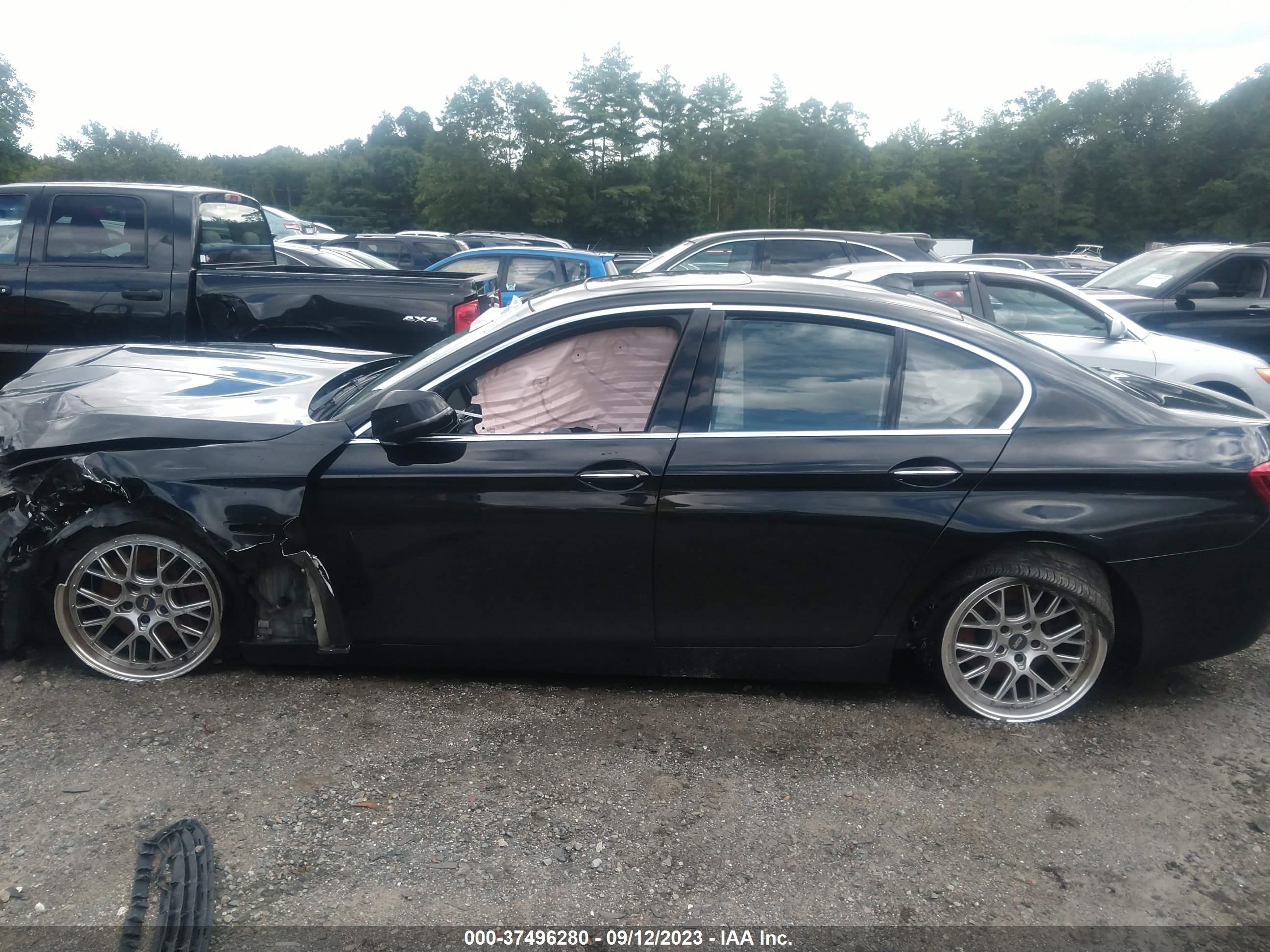 Photo 13 VIN: WBAKP9C54EDZ34840 - BMW 5ER 