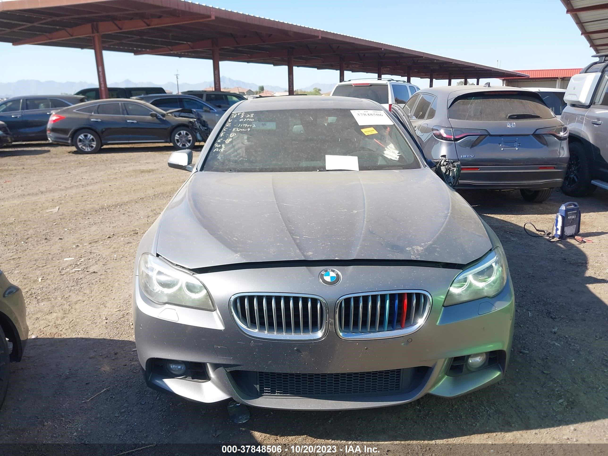 Photo 11 VIN: WBAKP9C55ED692740 - BMW 5ER 