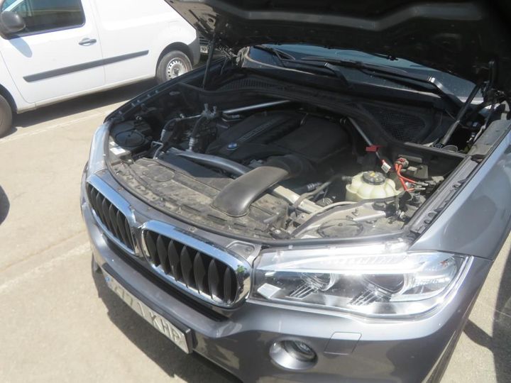 Photo 26 VIN: WBAKR010000X72136 - BMW X5 