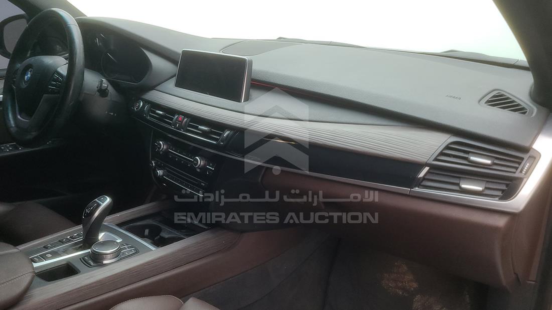 Photo 35 VIN: WBAKR0101J0X66346 - BMW X5 