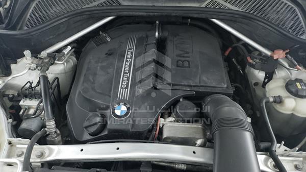 Photo 33 VIN: WBAKR010500X67319 - BMW X5 