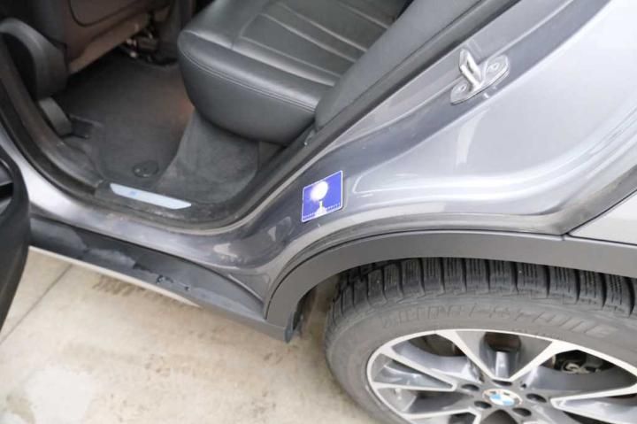 Photo 16 VIN: WBAKT010400S42916 - BMW X5 