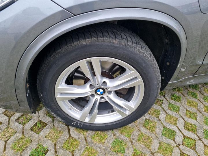 Photo 33 VIN: WBAKT010600W17611 - BMW X5 