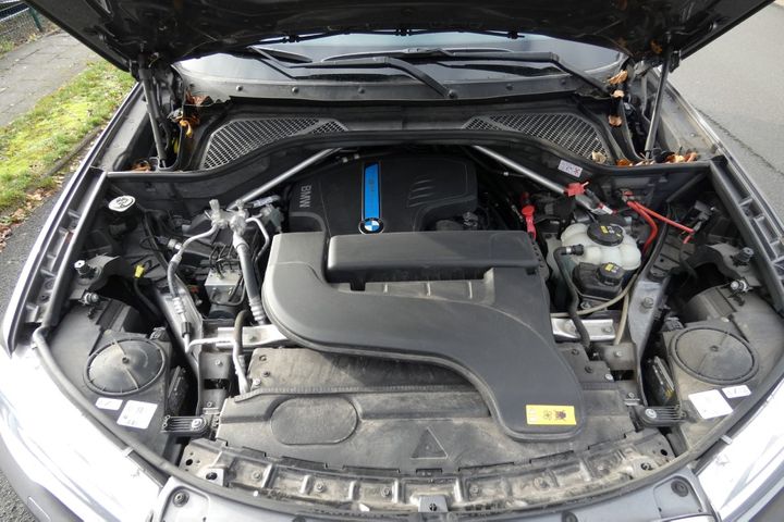 Photo 22 VIN: WBAKT010900U32176 - BMW X5 