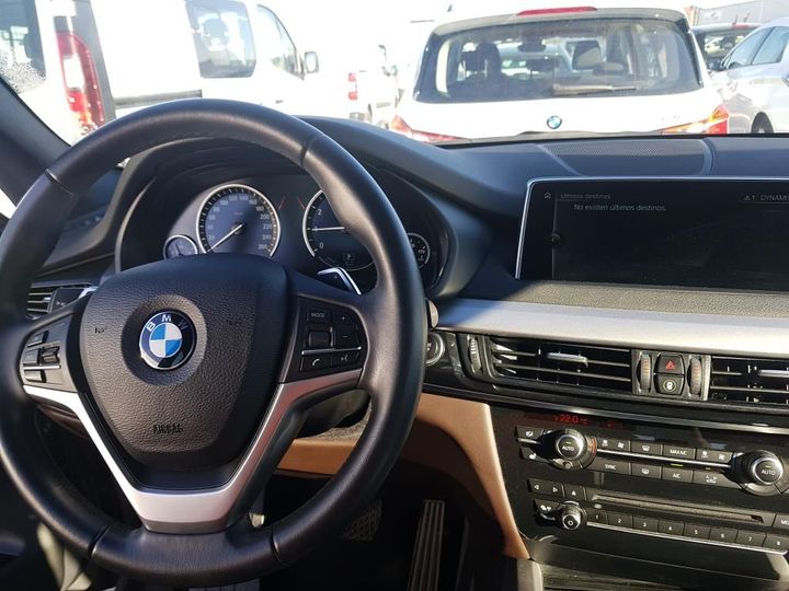 Photo 23 VIN: WBAKT010900W18686 - BMW X5 