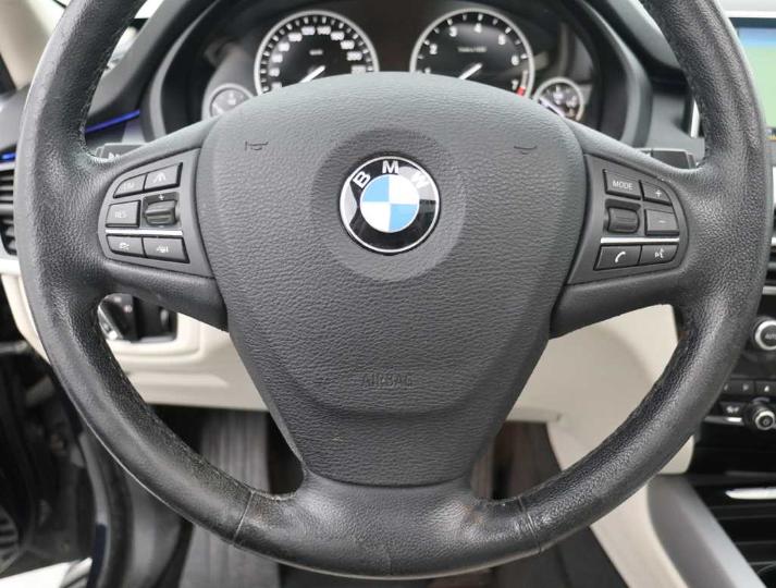 Photo 34 VIN: WBAKT010X00U30422 - BMW X5 