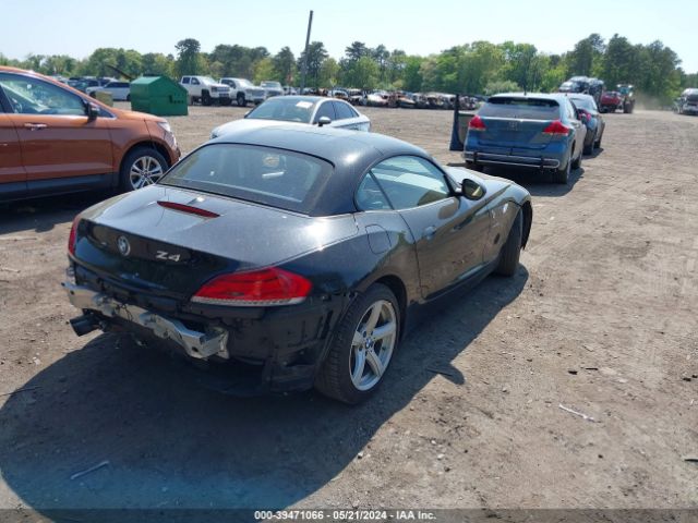 Photo 3 VIN: WBALL5C51CJ103478 - BMW Z4 