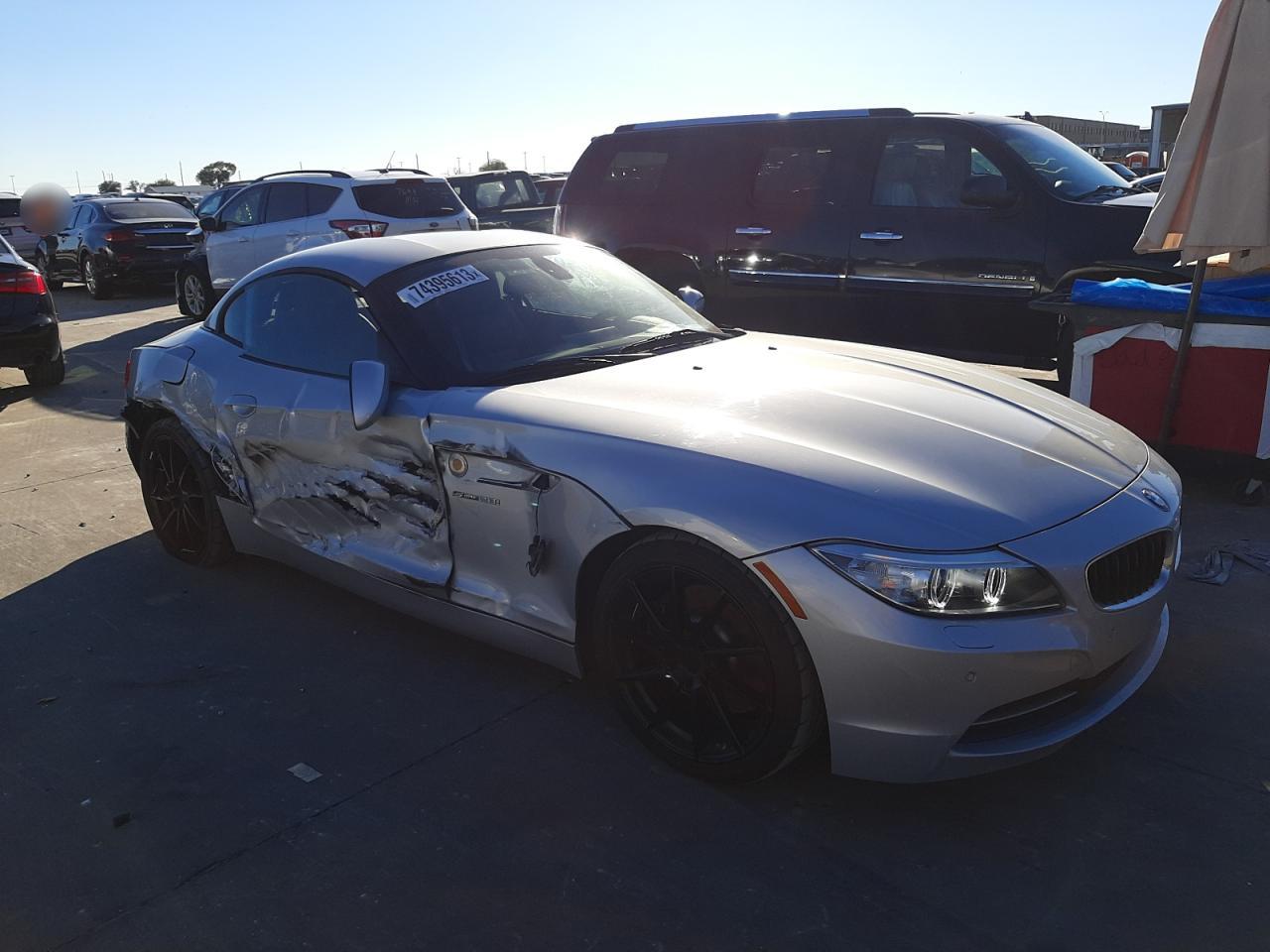 Photo 3 VIN: WBALL5C51FP557294 - BMW Z4 