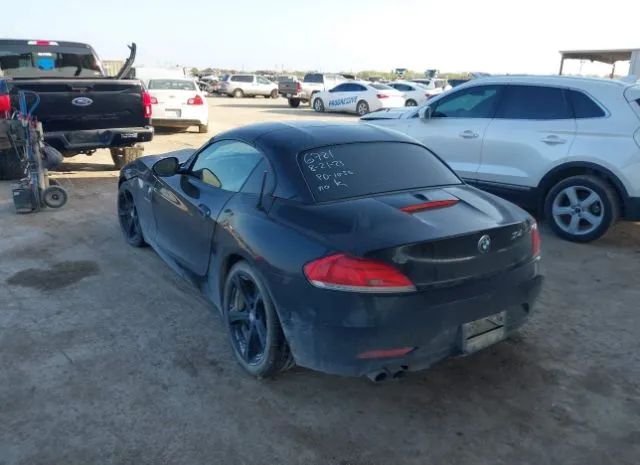 Photo 2 VIN: WBALL5C52CE716721 - BMW Z4 