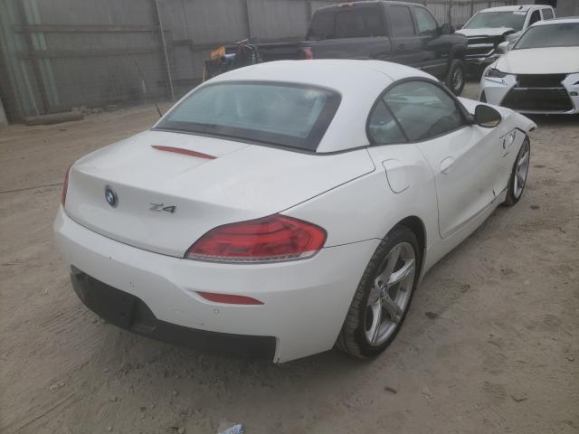 Photo 3 VIN: WBALL5C54EJ105342 - BMW Z4 