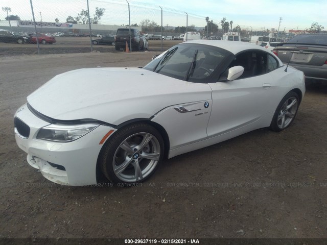 Photo 1 VIN: WBALL5C54EJ105342 - BMW Z4 