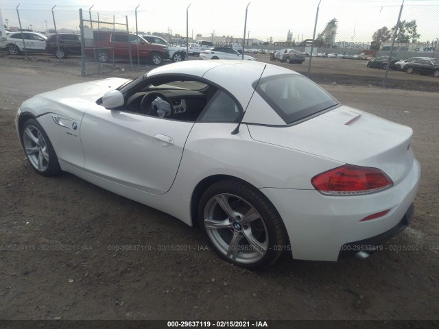 Photo 2 VIN: WBALL5C54EJ105342 - BMW Z4 