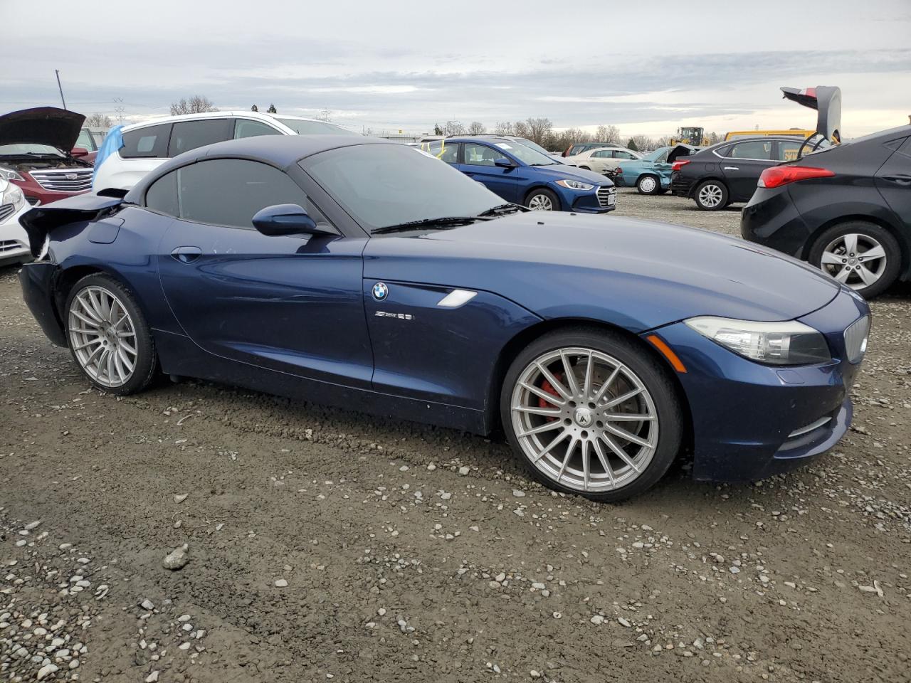 Photo 3 VIN: WBALL5C58CJ103445 - BMW Z4 