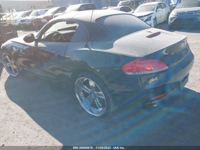 Photo 2 VIN: WBALL5C58DJ103804 - BMW Z4 