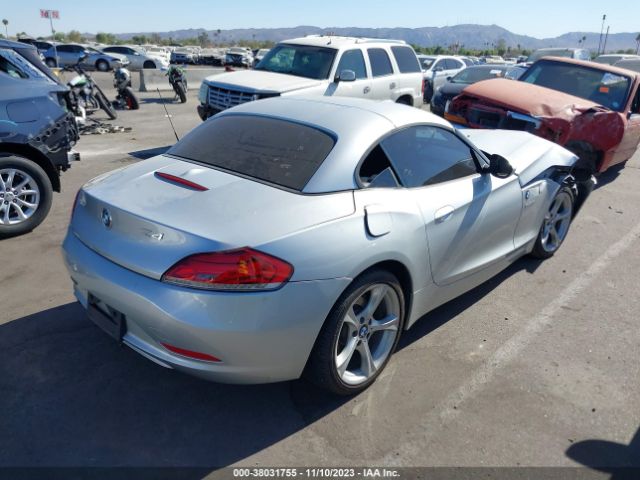 Photo 3 VIN: WBALL5C5XCE716692 - BMW Z4 