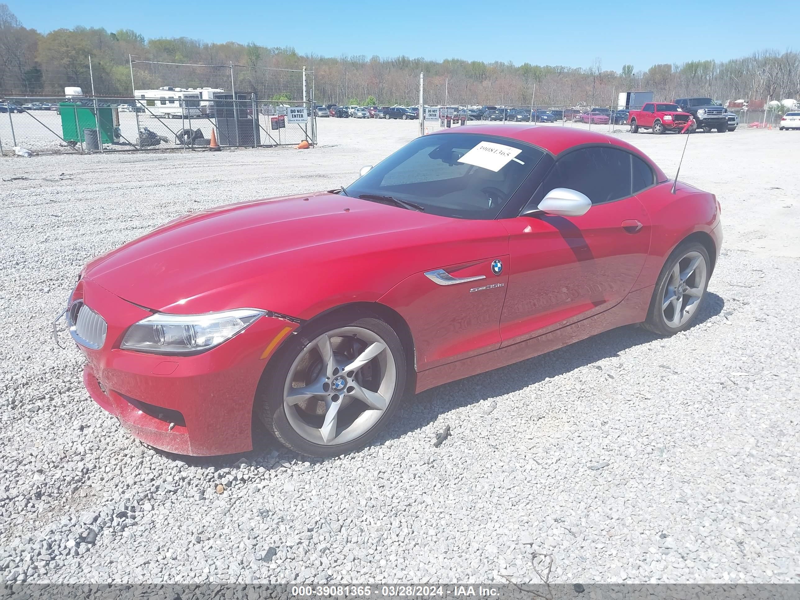 Photo 1 VIN: WBALM1C54EE634319 - BMW Z4 