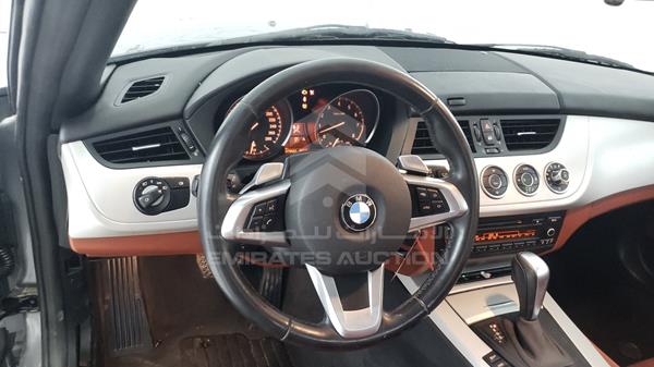 Photo 17 VIN: WBALM3107CE839181 - BMW Z4 