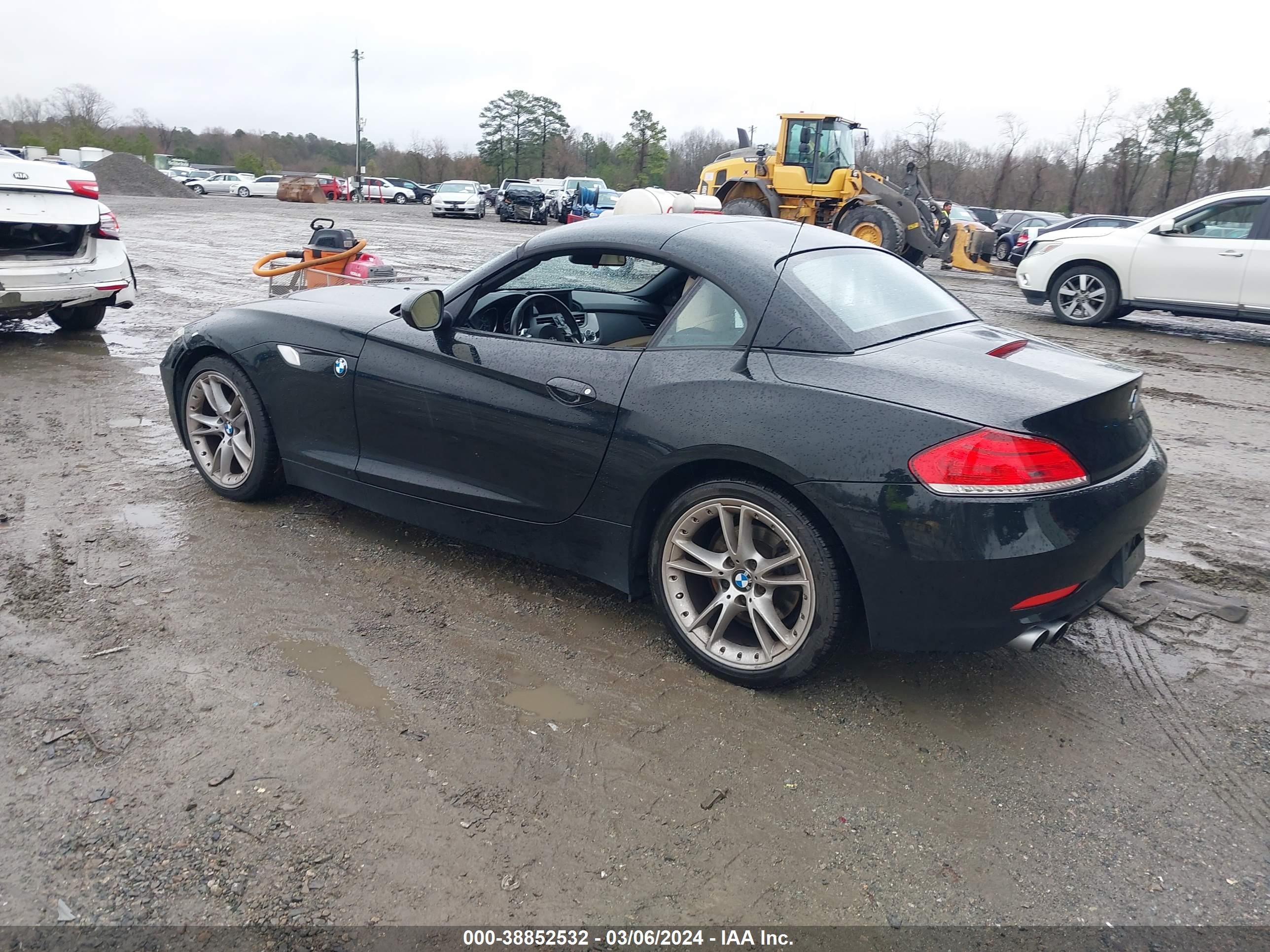 Photo 2 VIN: WBALM53559E160636 - BMW Z4 