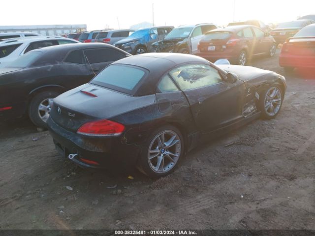 Photo 3 VIN: WBALM5C50AE377600 - BMW Z4 