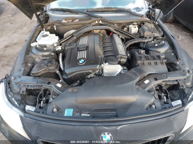 Photo 9 VIN: WBALM5C50AE377600 - BMW Z4 