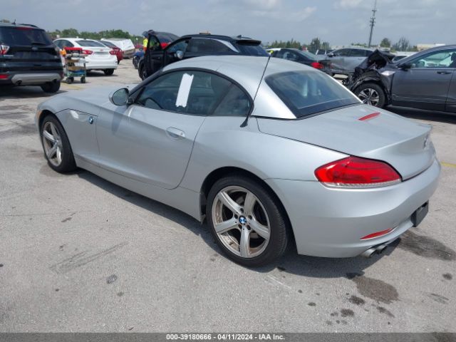 Photo 2 VIN: WBALM5C53BE378564 - BMW Z4 