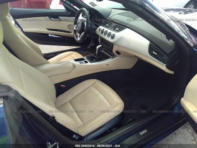 Photo 4 VIN: WBALM5C55BE379893 - BMW Z4 