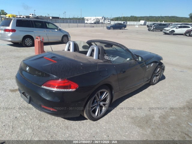 Photo 3 VIN: WBALM5C58AE377134 - BMW Z4 