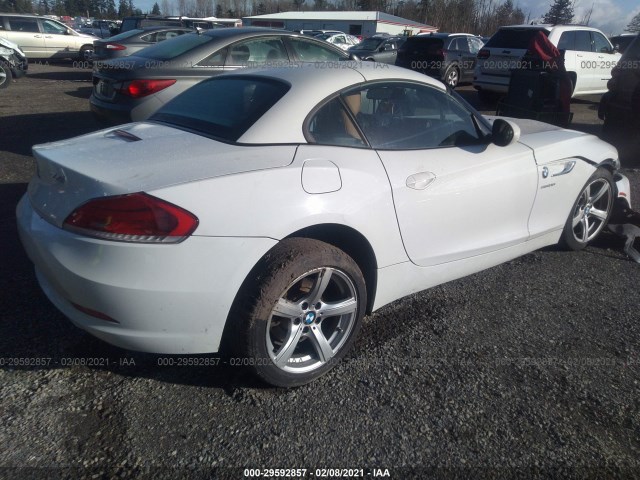 Photo 3 VIN: WBALM5C58BE379659 - BMW Z4 