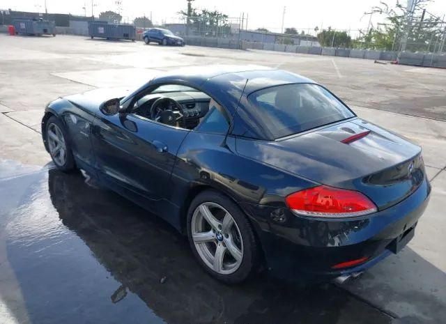 Photo 2 VIN: WBALM5C5XAE162306 - BMW Z4 