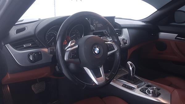 Photo 15 VIN: WBALM7101AE373445 - BMW Z4 