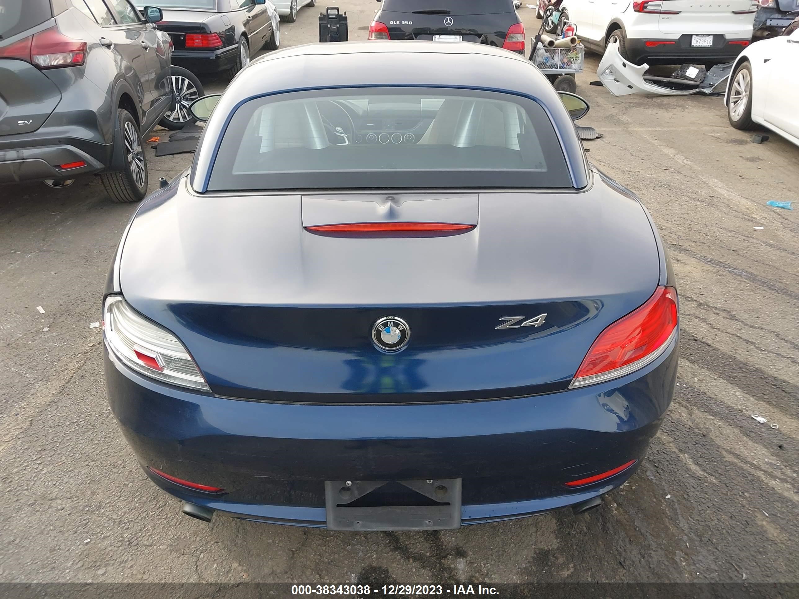 Photo 15 VIN: WBALM73539E164681 - BMW Z4 