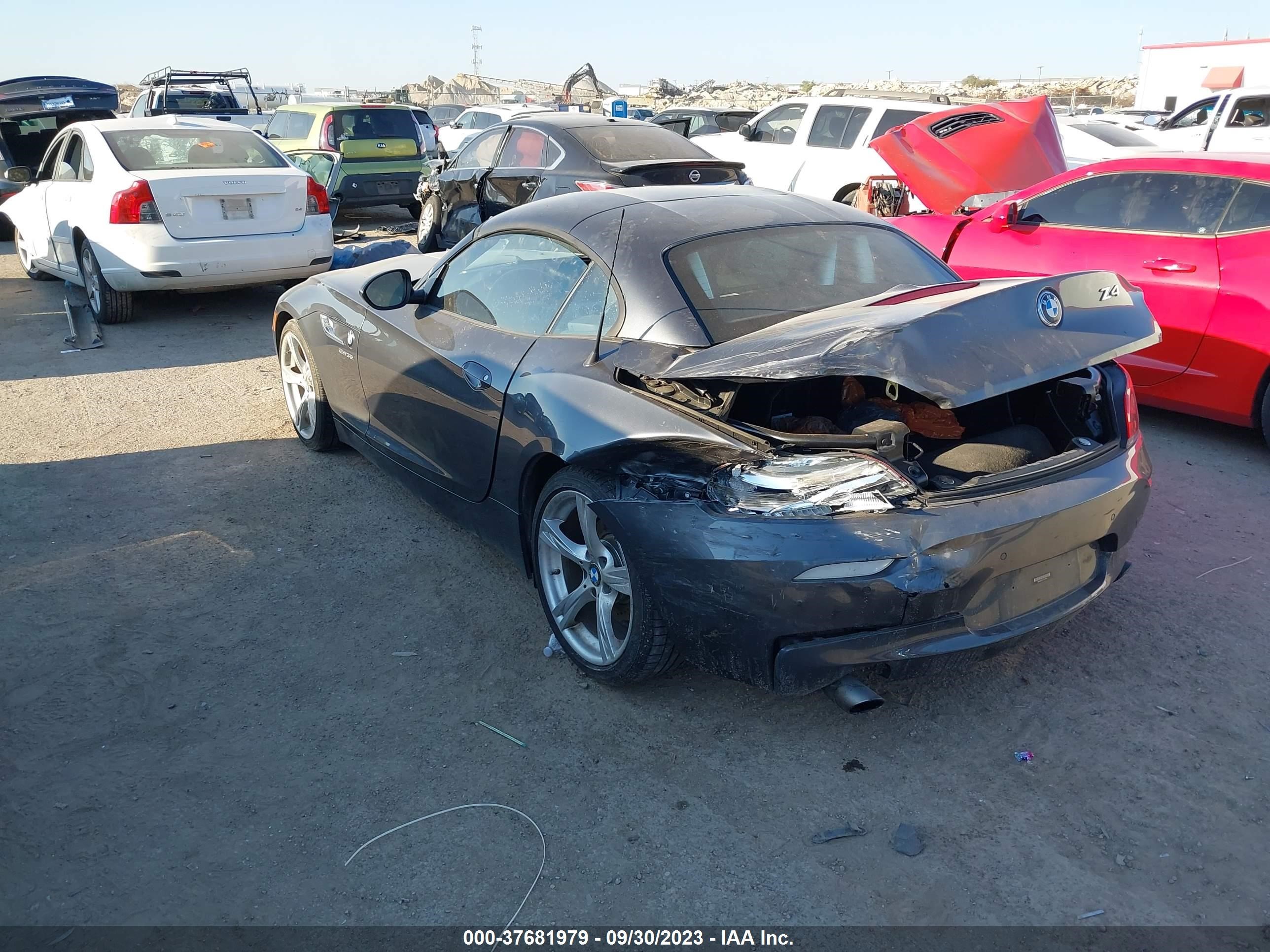 Photo 2 VIN: WBALM7C51FJ799160 - BMW Z4 