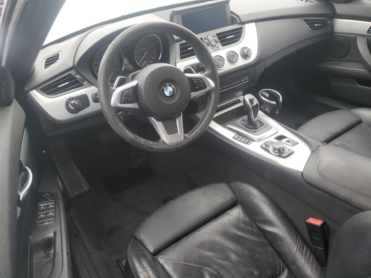 Photo 7 VIN: WBALM7C52CE384465 - BMW Z4 