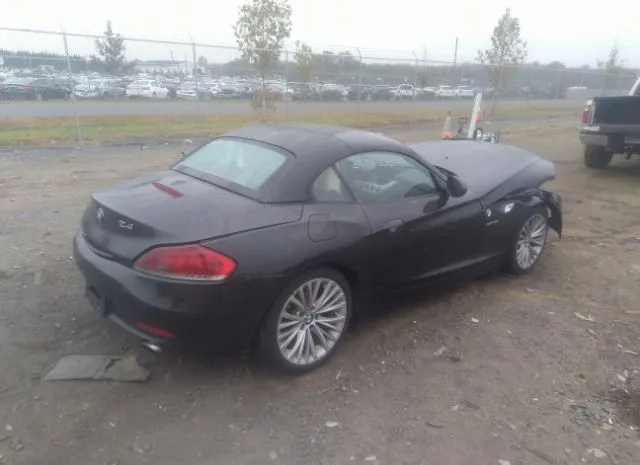 Photo 3 VIN: WBALM7C53CE384720 - BMW Z4 