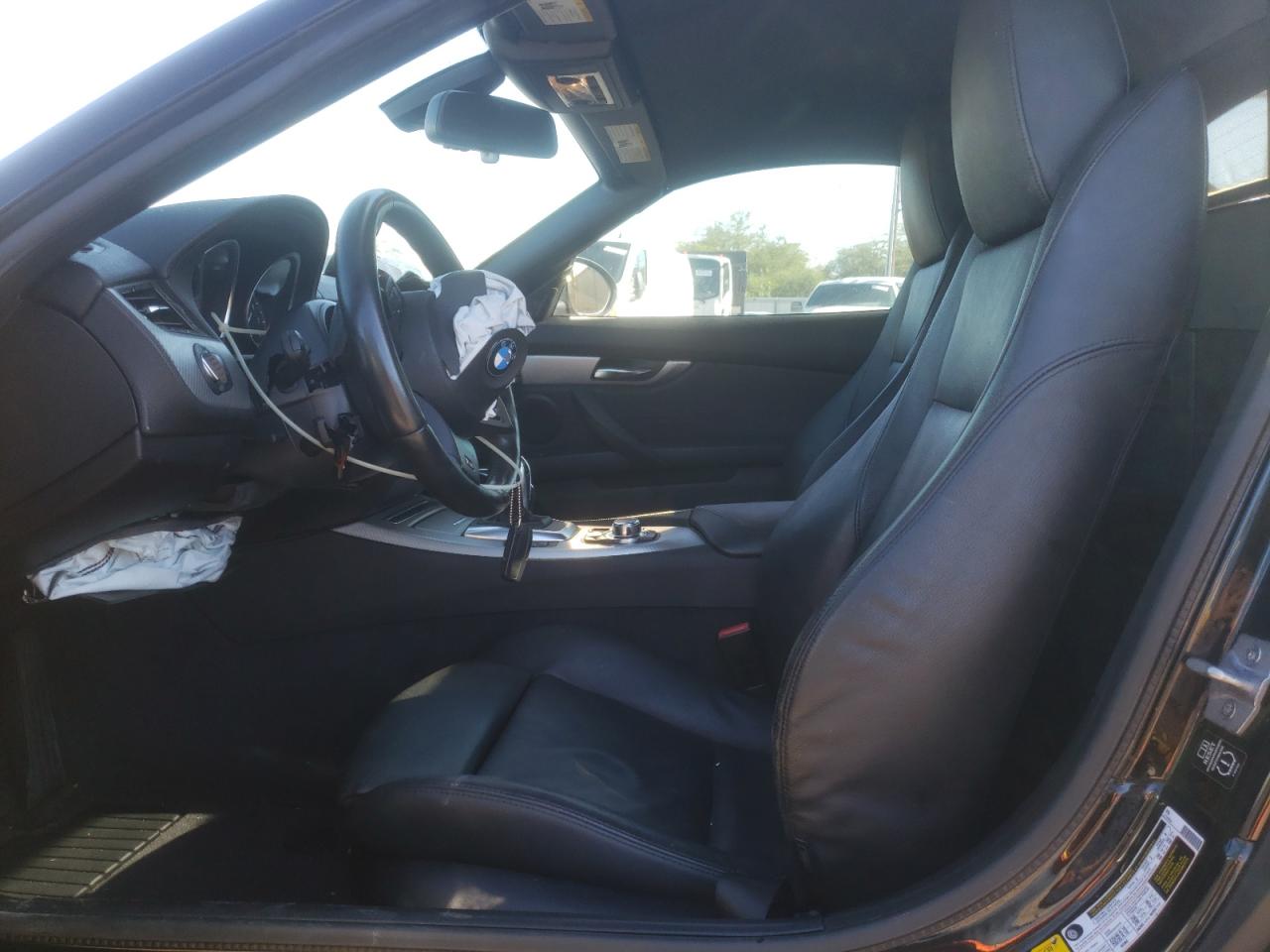 Photo 6 VIN: WBALM7C55FJ798741 - BMW Z4 