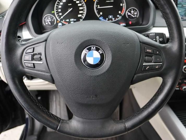 Photo 26 VIN: WBALS010100S33002 - BMW X5 