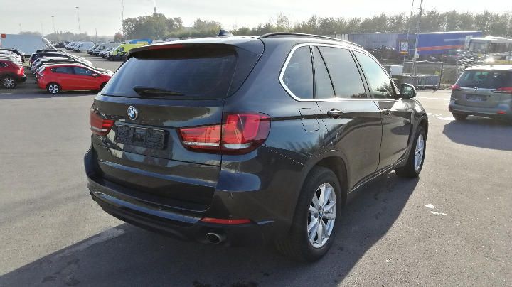 Photo 3 VIN: WBALS010400V48831 - BMW X5 SUV 